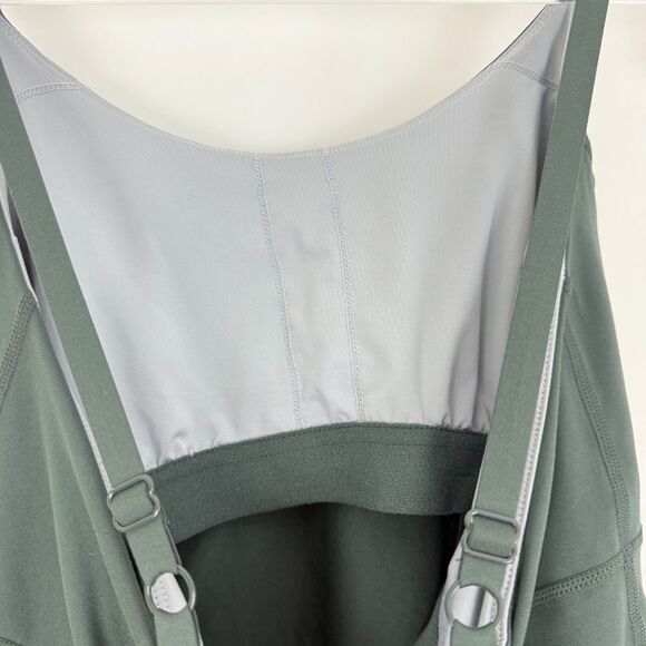 ZELLA Built in Bra Tank L Green Workout Active Gym Stretch Slim Fit EUC B85 - Picture 3 of 5